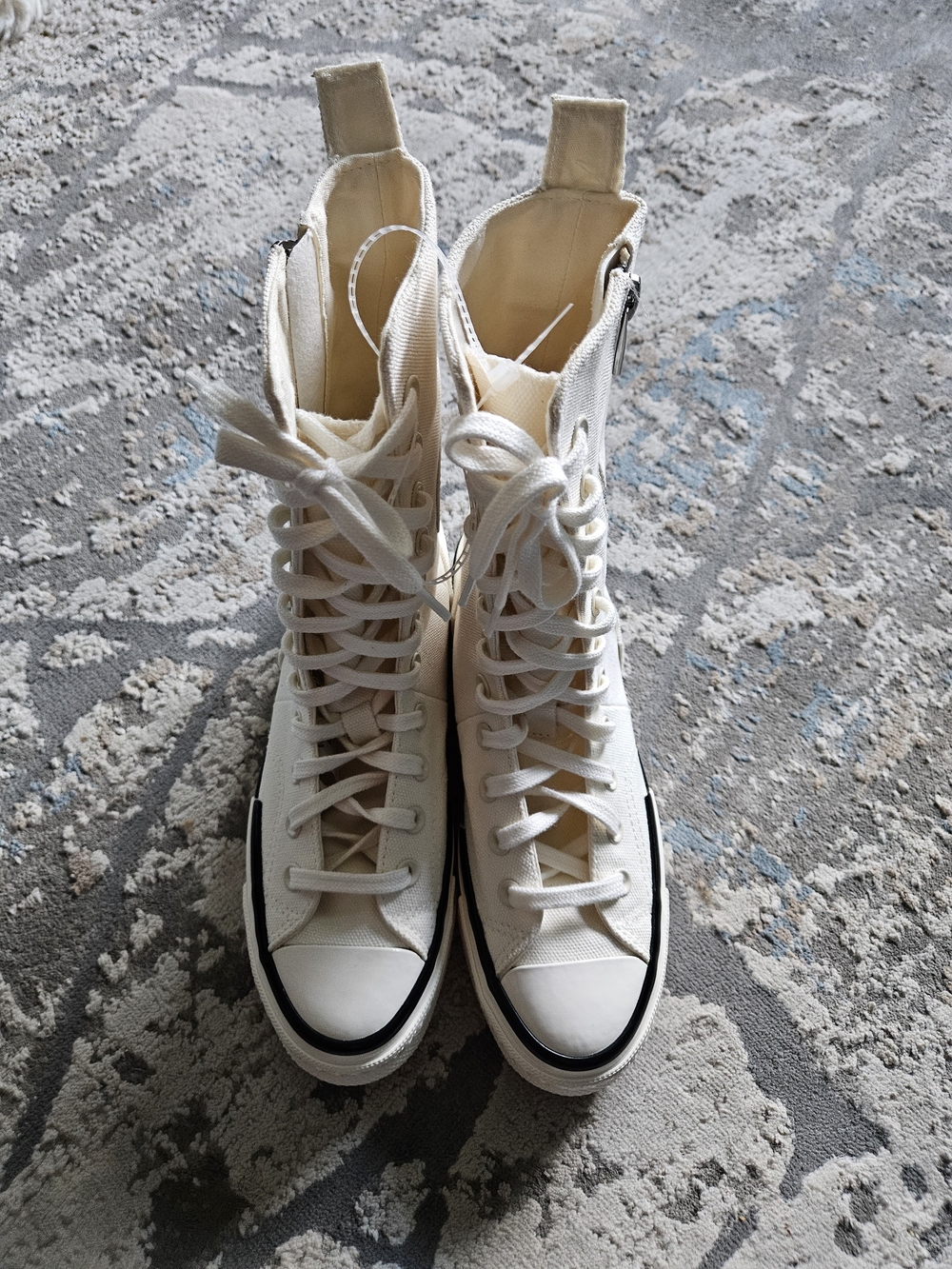 Cinverse Chuck 70 High-Top Sneakers - Picture 2 of 15